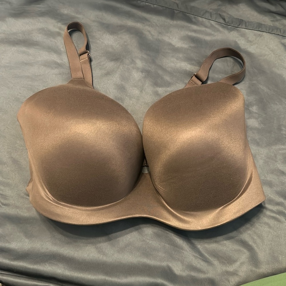 Victoria’s Secret bra 38DDD